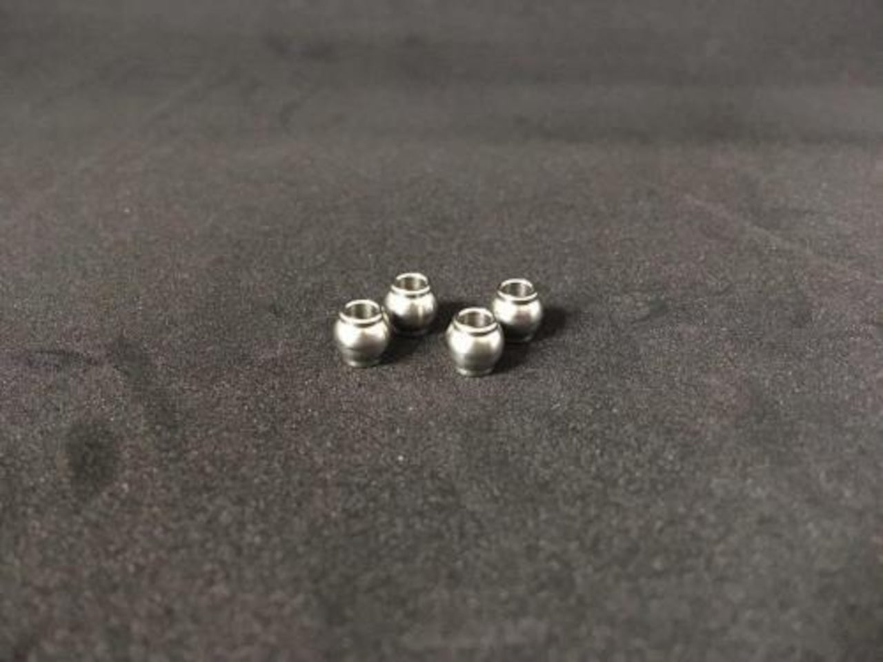 Low friction lower shock ball (4)