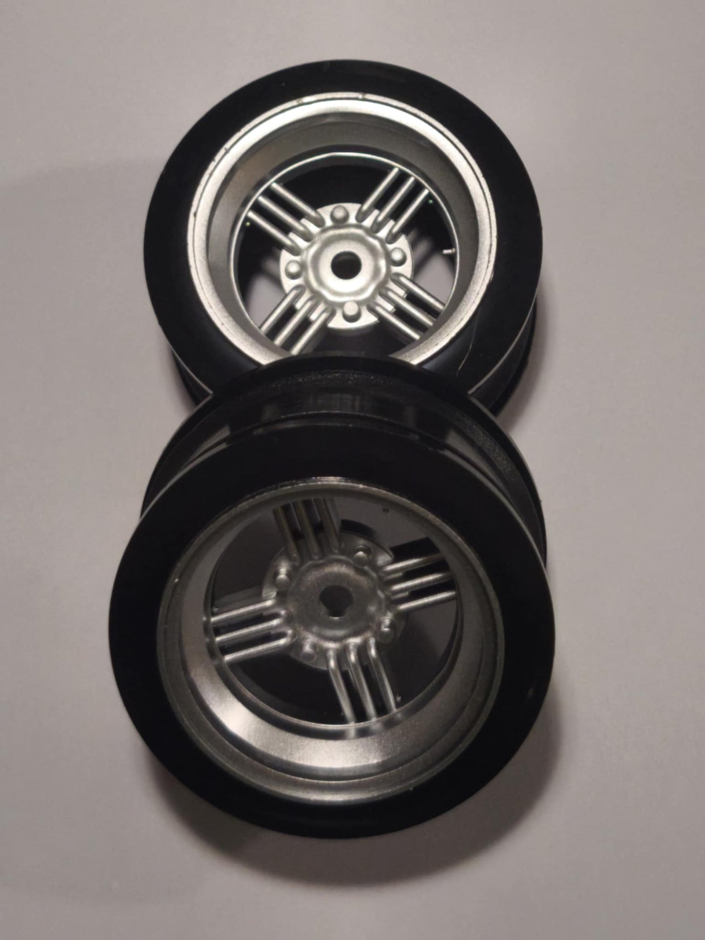 Jantes DH2 OFF+6 (gris) (2)